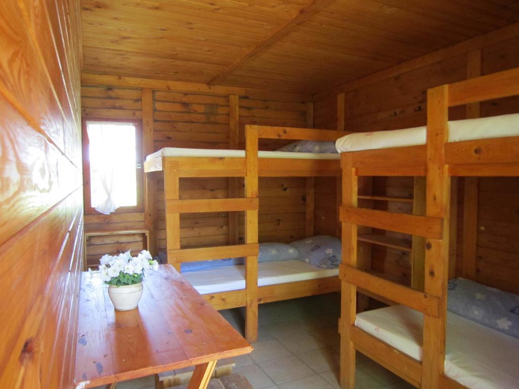 Sóstói Lovaskemping és Turistaház Hotel Nyíregyháza Quarto foto