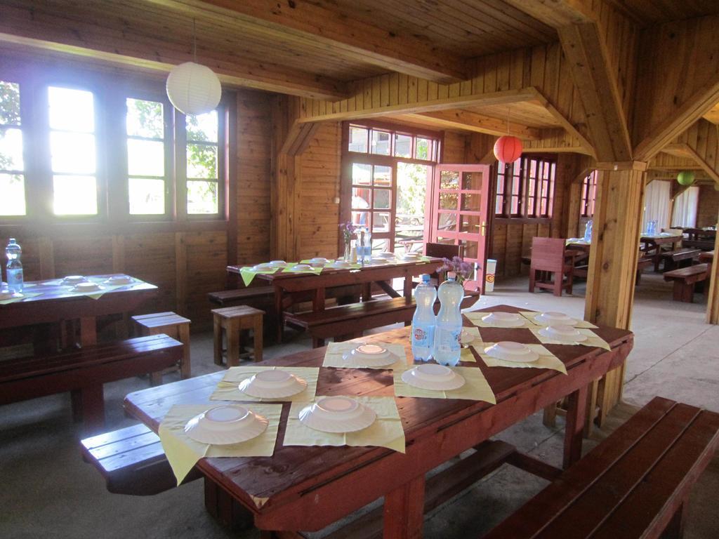 Sóstói Lovaskemping és Turistaház Hotel Nyíregyháza Quarto foto