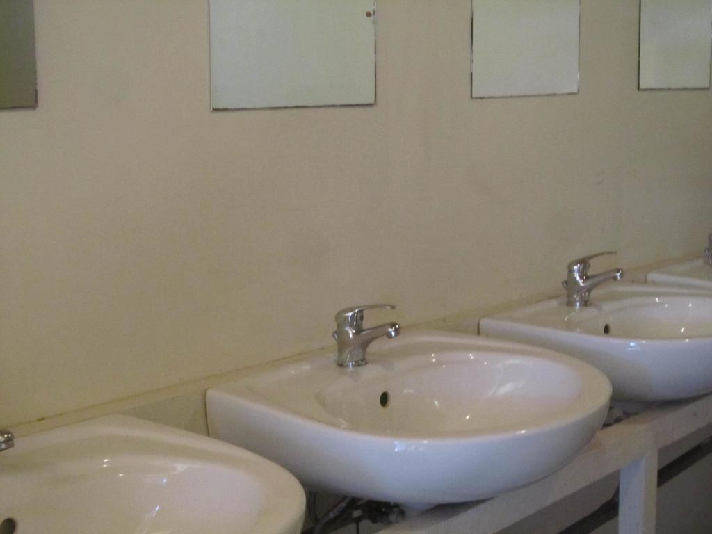 Sóstói Lovaskemping és Turistaház Hotel Nyíregyháza Quarto foto