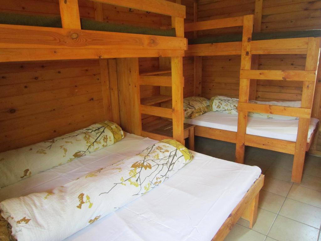 Sóstói Lovaskemping és Turistaház Hotel Nyíregyháza Quarto foto