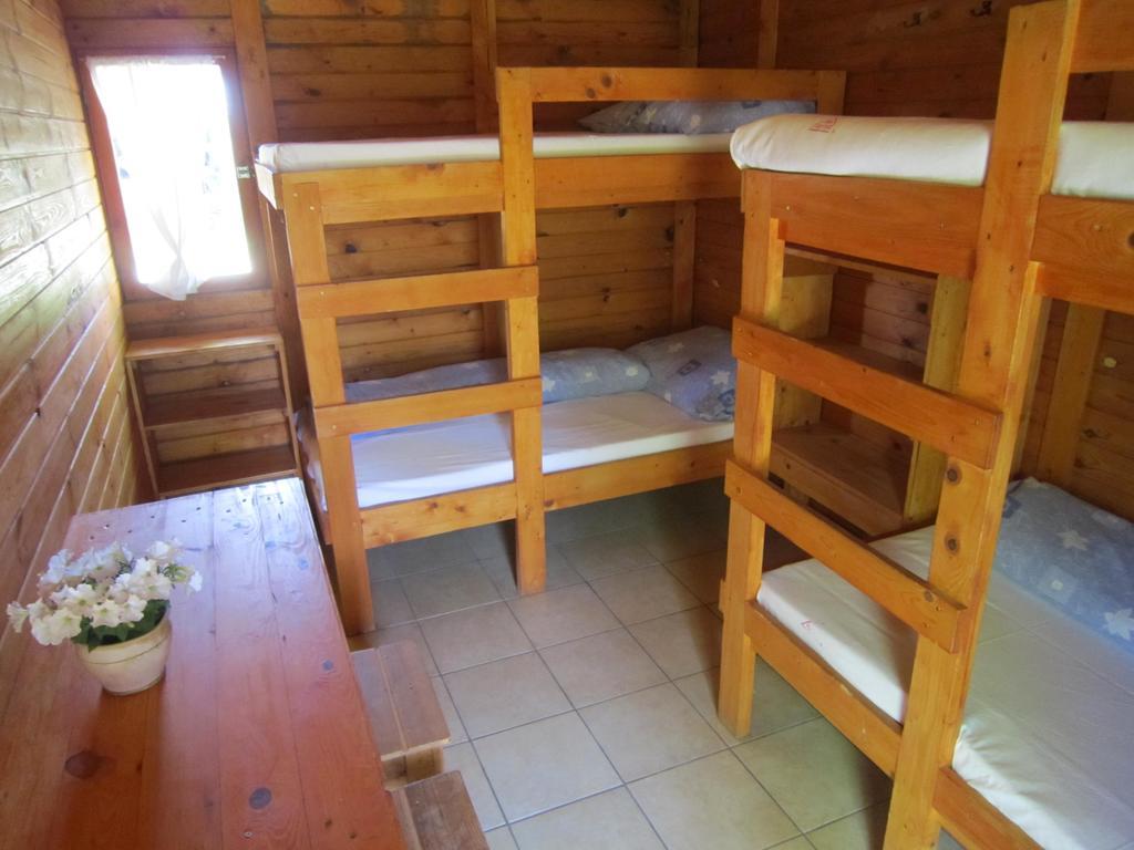 Sóstói Lovaskemping és Turistaház Hotel Nyíregyháza Exterior foto